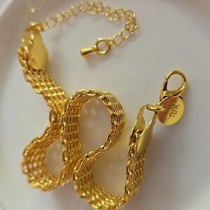 🌟 New 18K Gold-plated Mesh Silky Smooth Bracelet Adjustable 7" to 9" 🌟